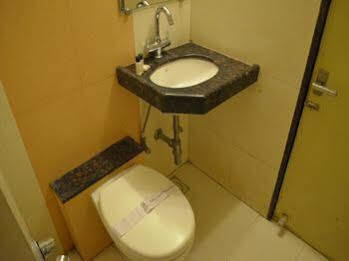 Oyo Rooms Railway Station Ankleshwar Exterior photo